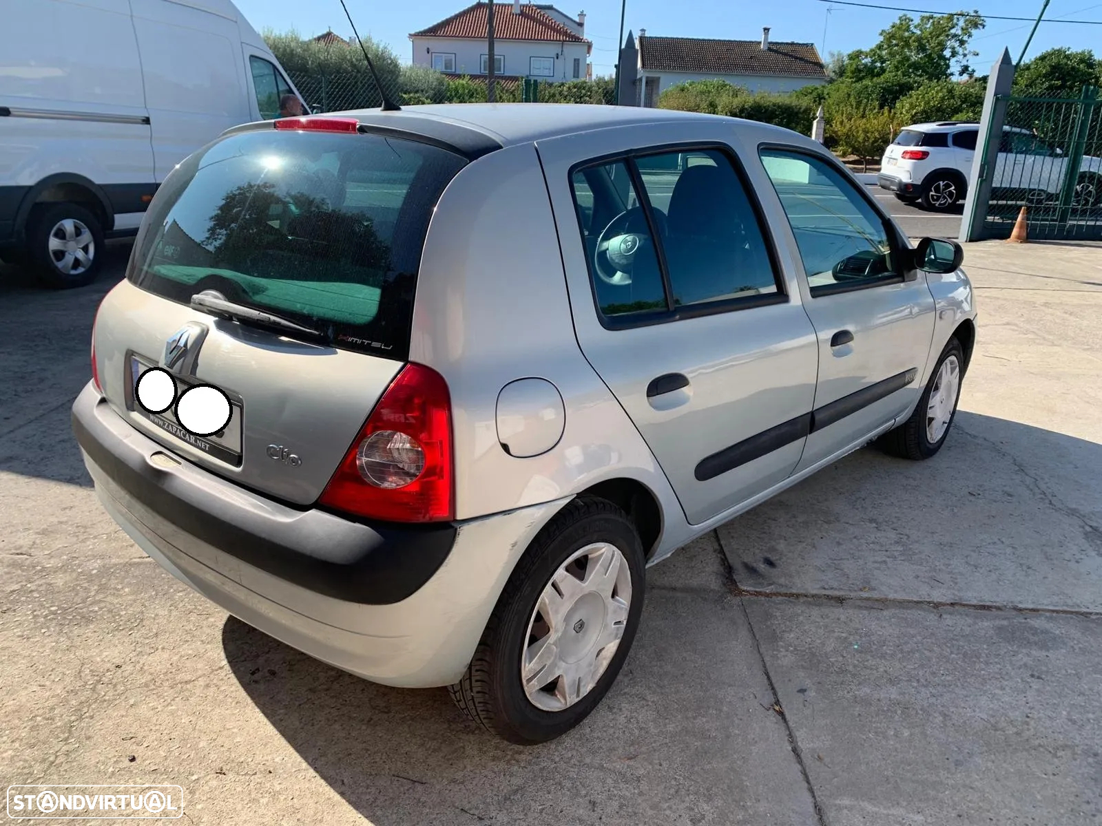 Renault Clio 1.2 16V Confort Dynamique - 3