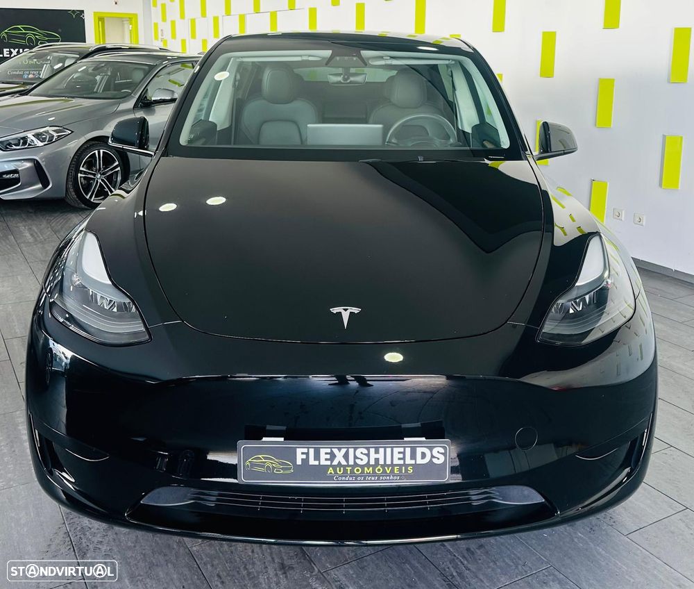 Tesla Model Y Standard RWD - 5