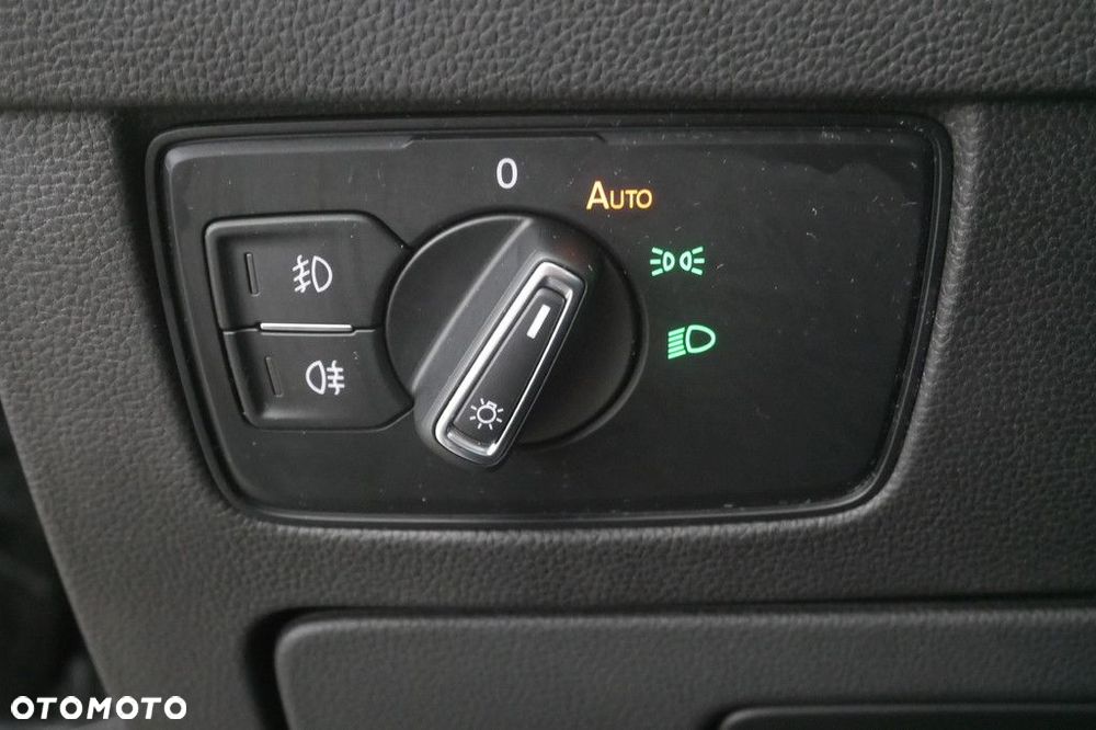 Volkswagen Passat Variant - 26