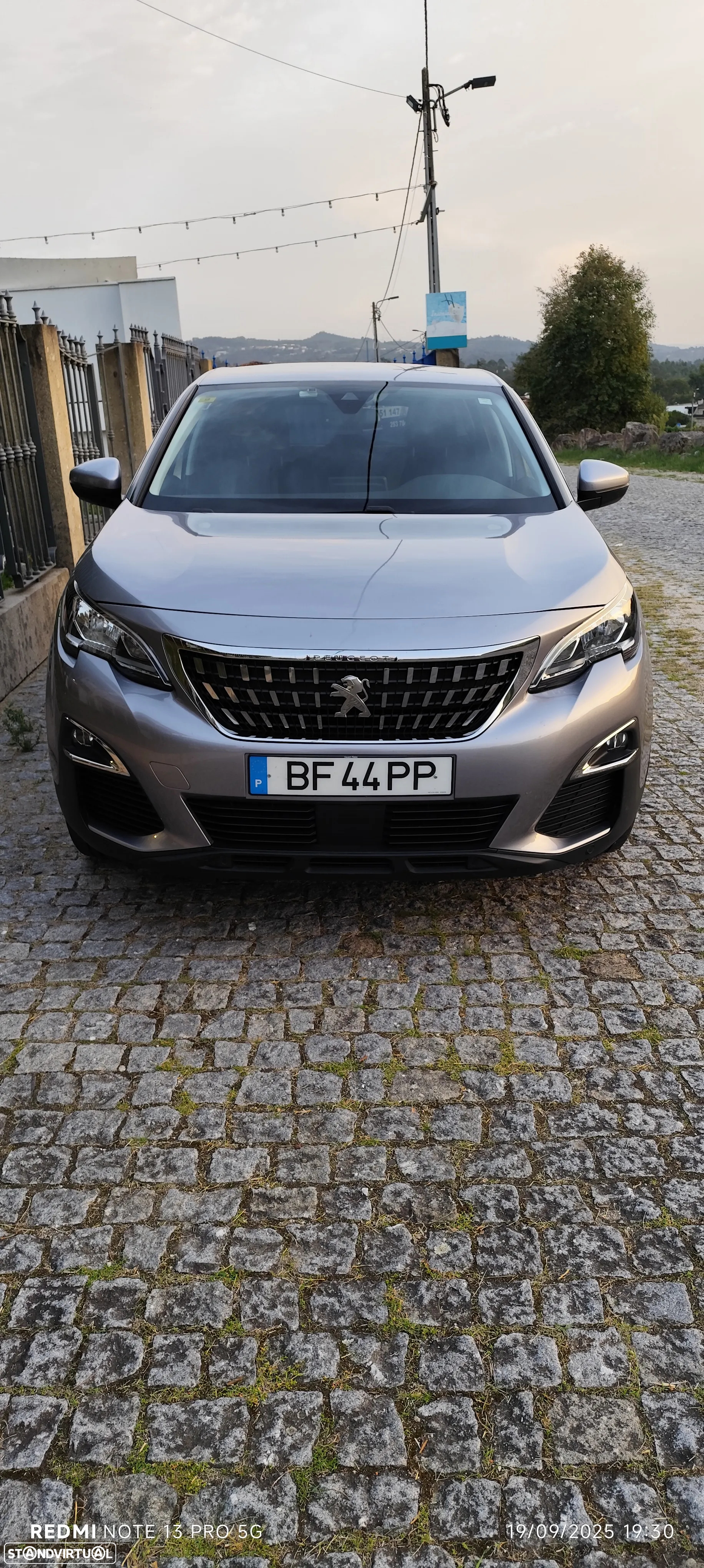 Peugeot 5008 1.5 BlueHDi Allure EAT8 - 3