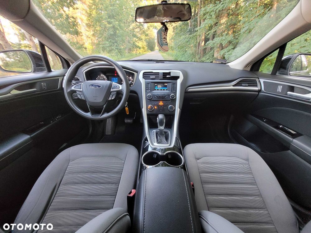Ford Fusion - 7