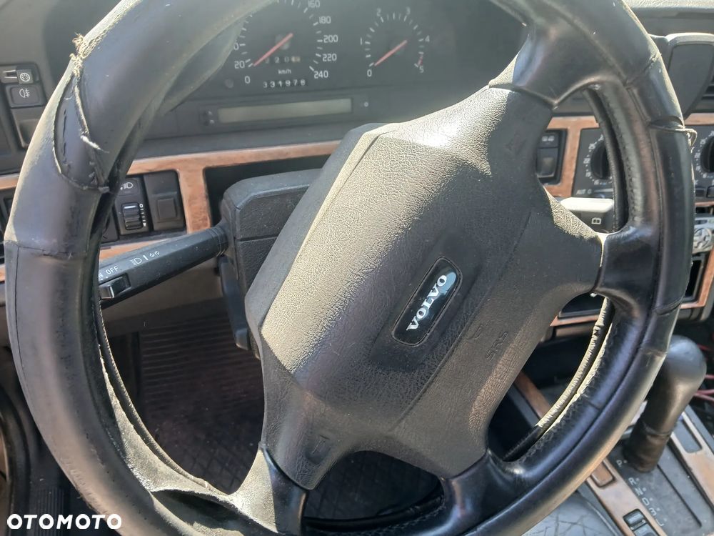 volvo 850 kombi fotel fotele kanapa deska kokpit podsufitka boczek boczki klamka podłokietnik licznik - 4