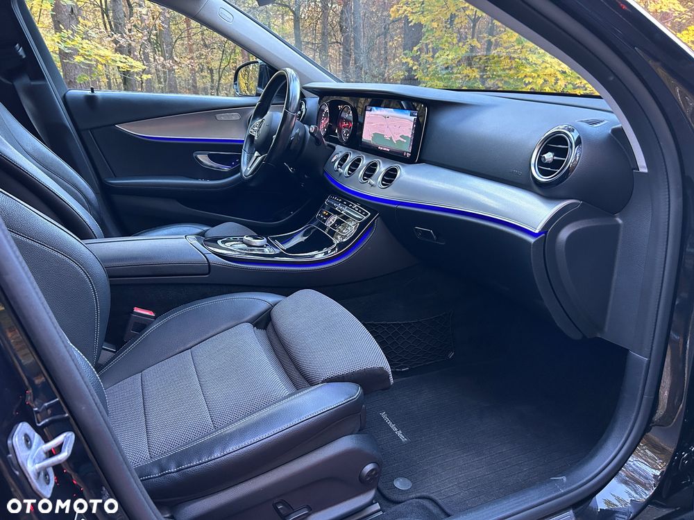 Mercedes-Benz Klasa E 220 d 9G-TRONIC Avantgarde - 19