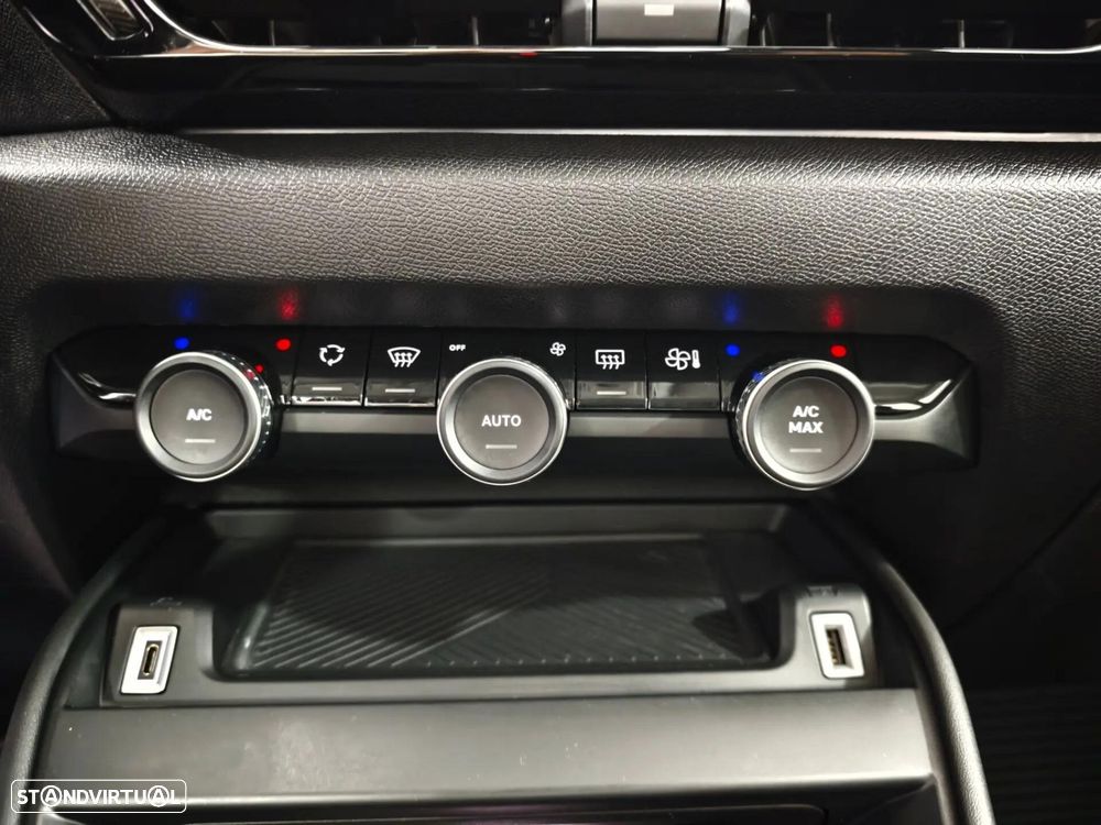 Citroën C4 1.2 PureTech Feel Pack EAT8 - 11