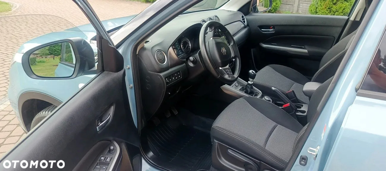 Suzuki Vitara 1.4 Boosterjet Premium 4WD - 24