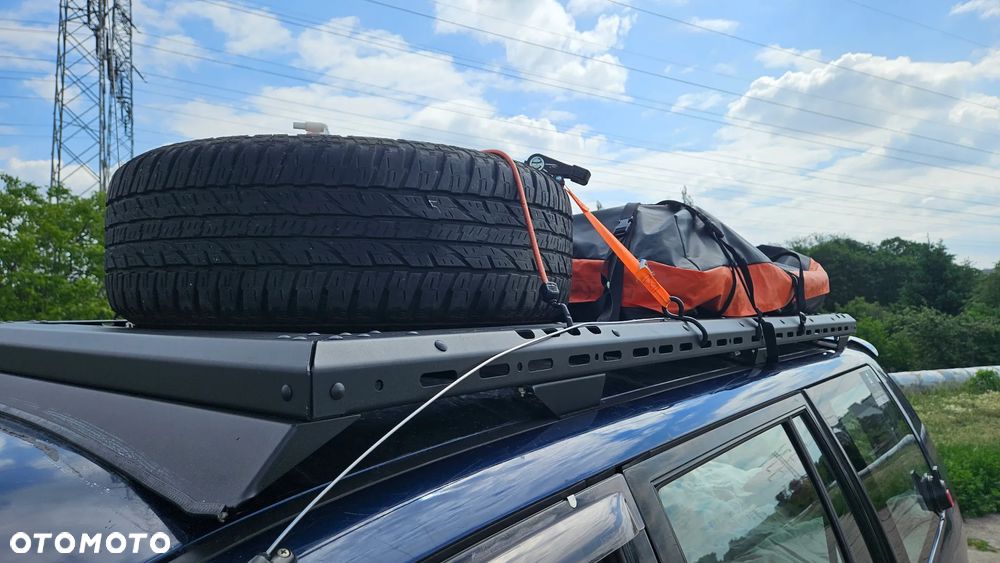 Mitsubishi Pajero Sport - 11