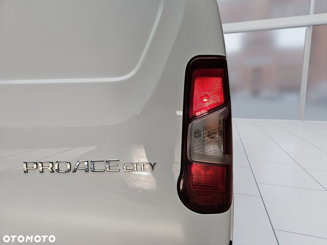 Toyota ProAce 2.3T 1.5 D-4D 75KM std Furgon Active - 23