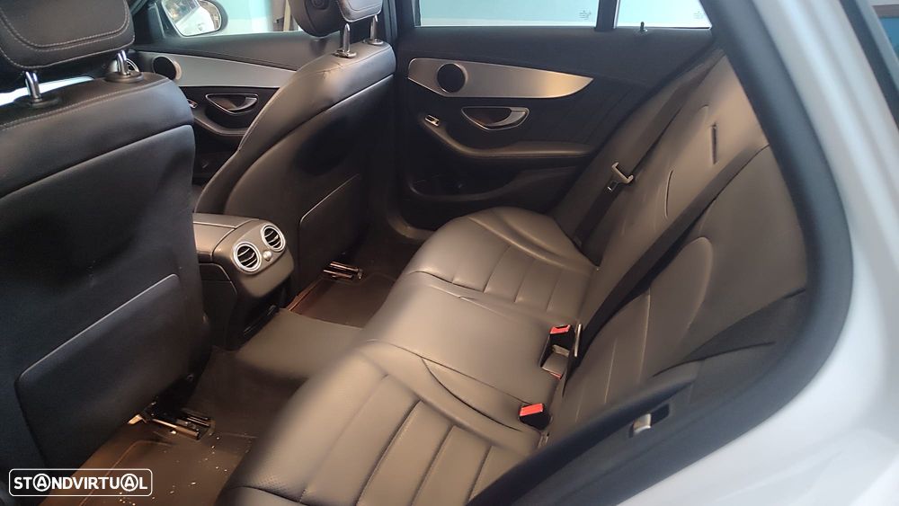 Mercedes-Benz C 300 BlueTEC Hybrid - 9