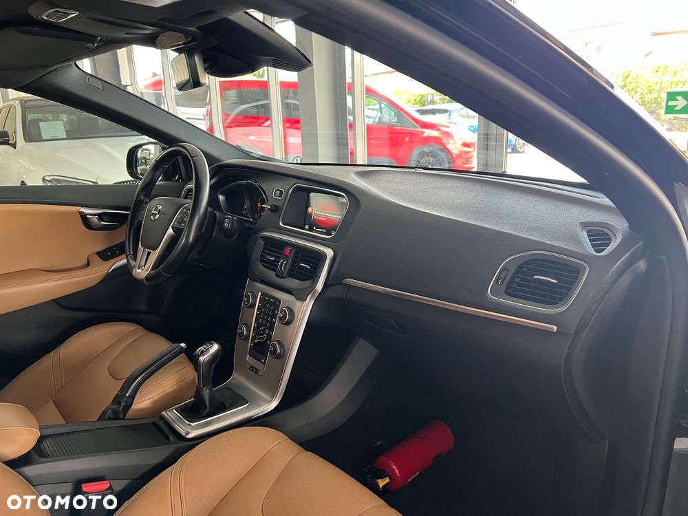 Volvo V40 Cross Country D3 Drive-E Summum - 31