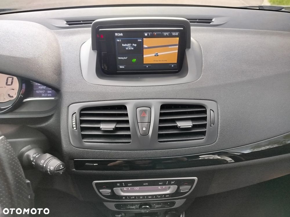 Renault Megane ENERGY TCe 130 EDC BOSE EDITION - 23