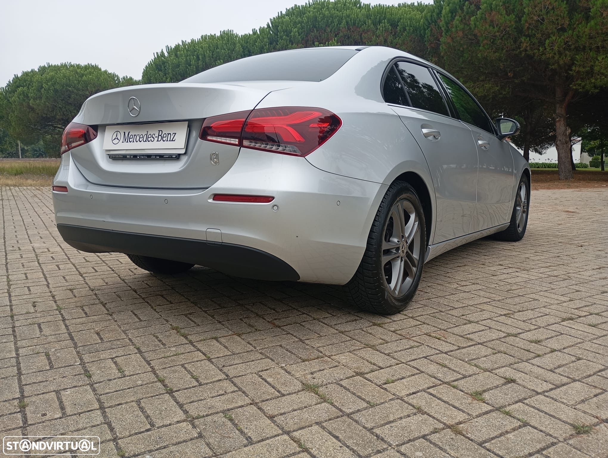 Mercedes-Benz A 180 Limousine d Progressive Aut. - 8