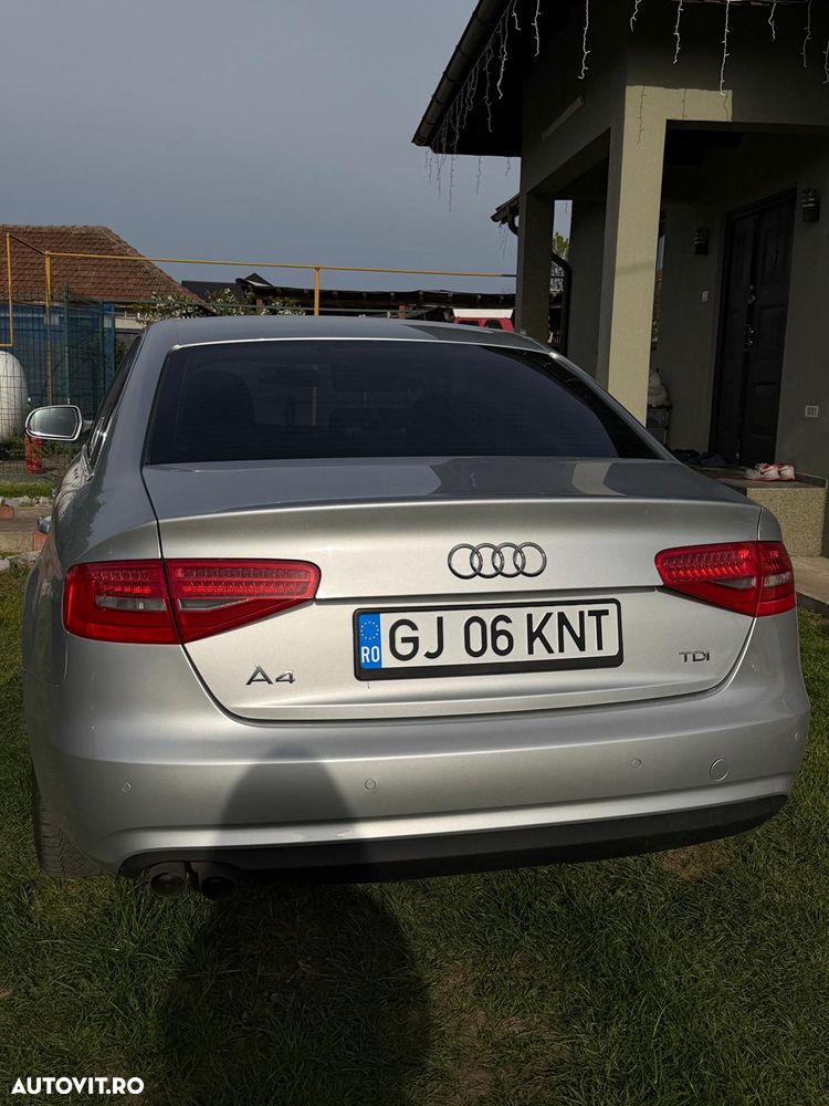 Audi A4 2.0 TDI - 9