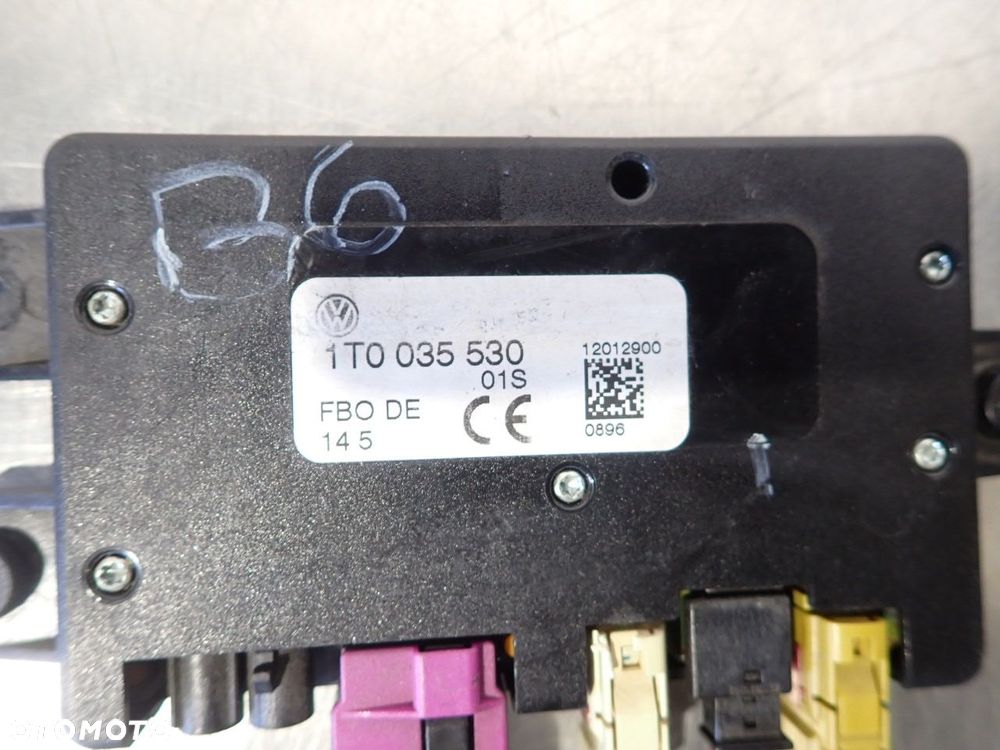 WZMACNIACZ ANTENY VOLKSWAGEN PASSAT B6 1T0035530 - 3