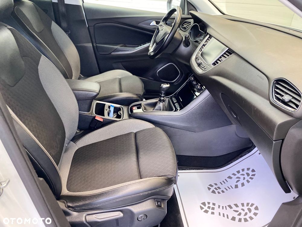 Opel Grandland X 1.5 CDTI Design Line S&S - 11