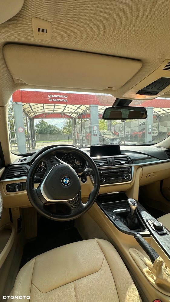 BMW Seria 3 318d Luxury Line - 8