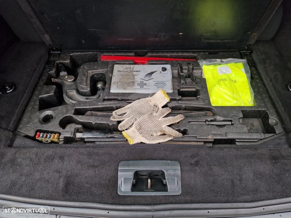 Land Rover Range Rover Sport 2.7 TDV6 HSE - 26