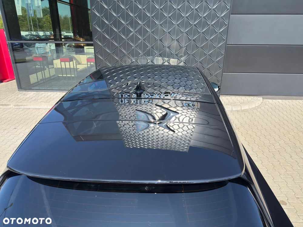 DS Automobiles N°7 1.2 mHEV La Premiere eDCS6 - 11