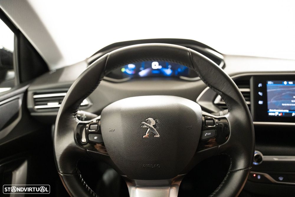 Peugeot 308 1.2 PureTech Style - 16
