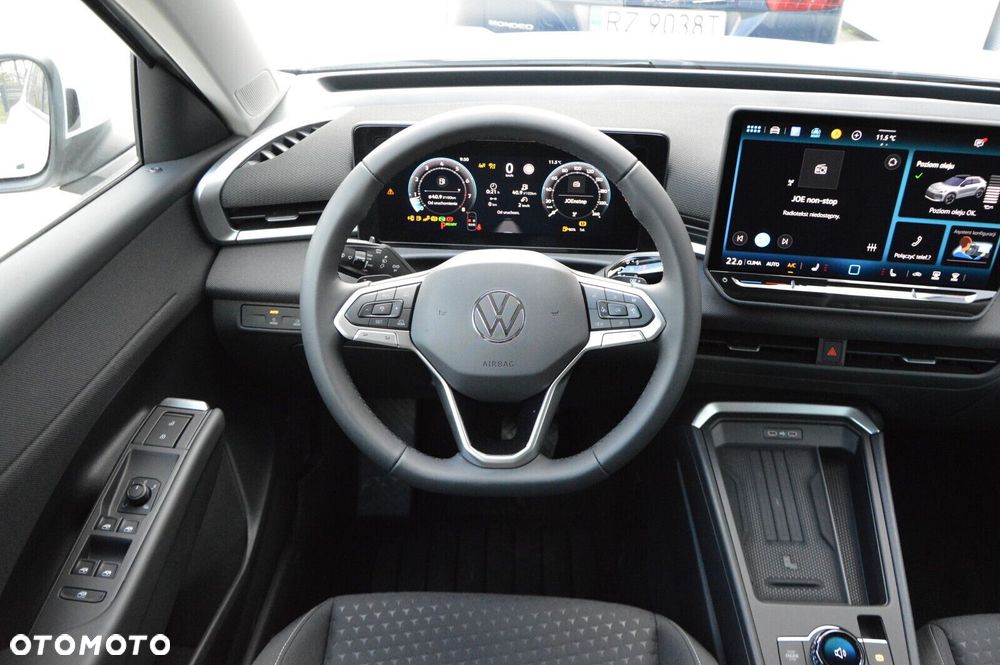 Volkswagen T-Roc - 14