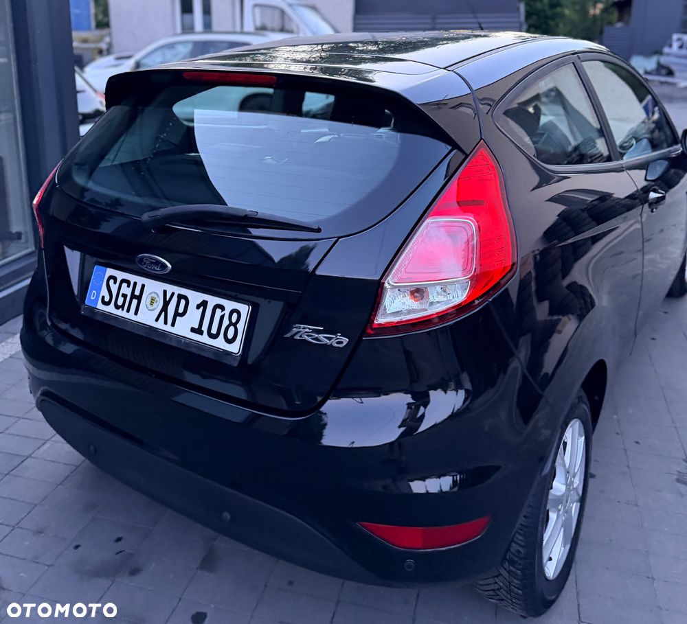 Ford Fiesta 1.25 Champions Edition - 23