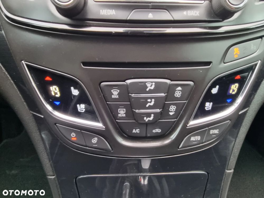 Opel Insignia 2.0 CDTI 4x4 Automatik Business Innovation - 36