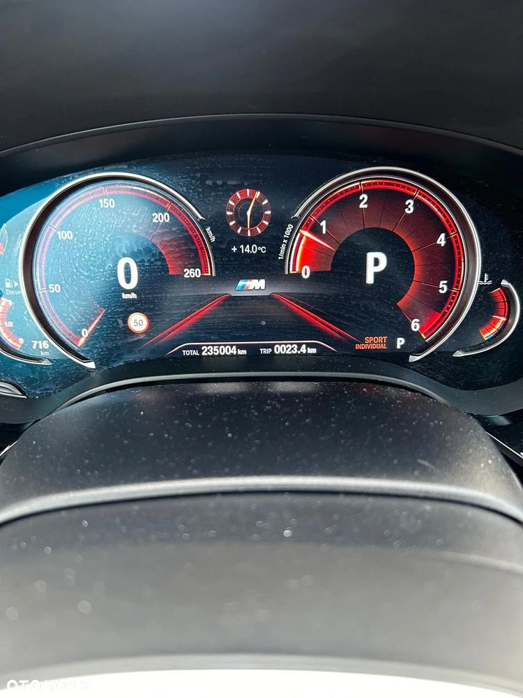 BMW Seria 5 530d xDrive - 9