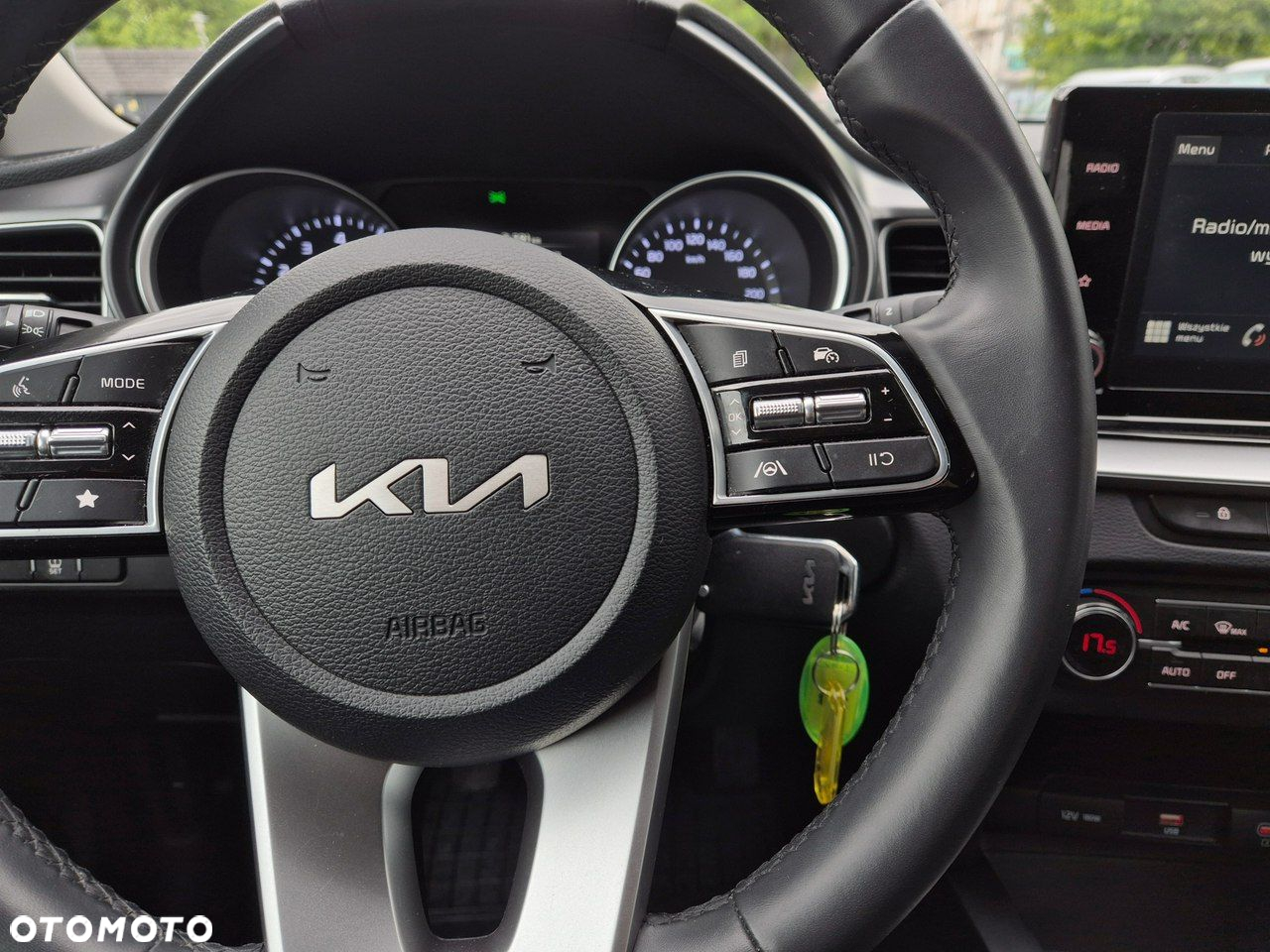 Kia XCeed - 22