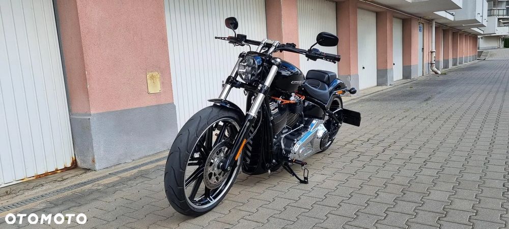 Harley-Davidson Softail Breakout