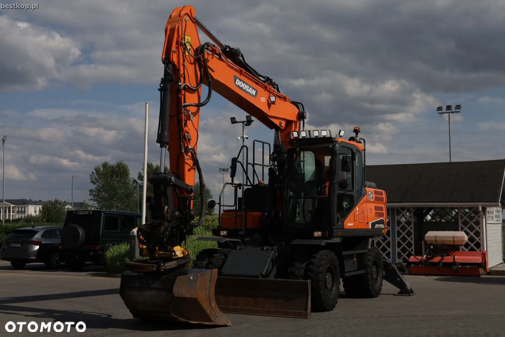 Doosan DX170W-5 - 15
