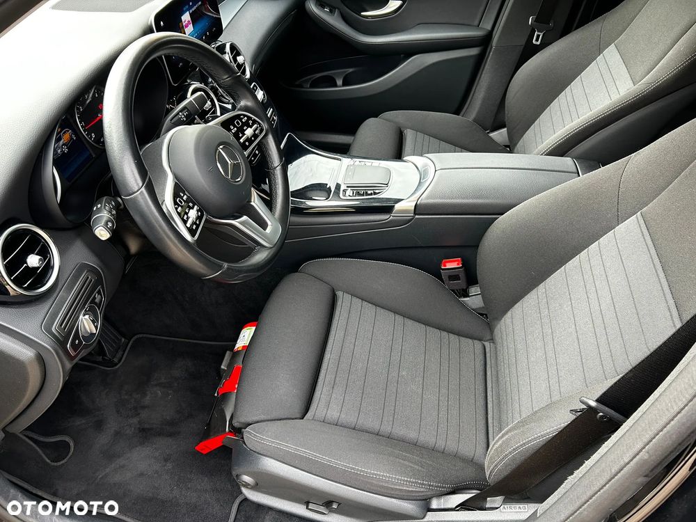 Mercedes-Benz GLC 200 d 4-Matic Business Edition - 12