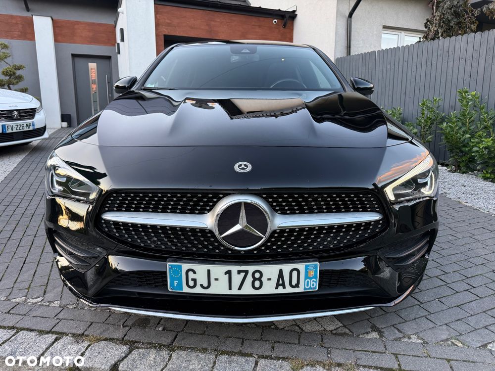 Mercedes-Benz CLA 250 e 8G-DCT AMG Line - 2