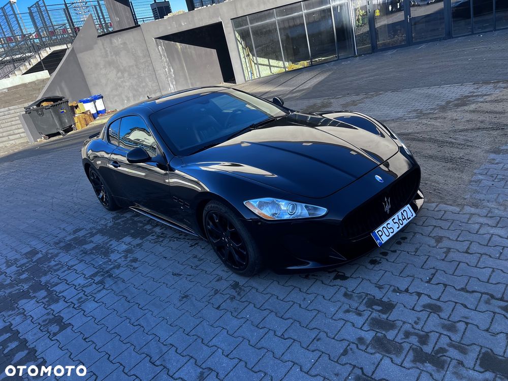 Maserati GranTurismo - 10