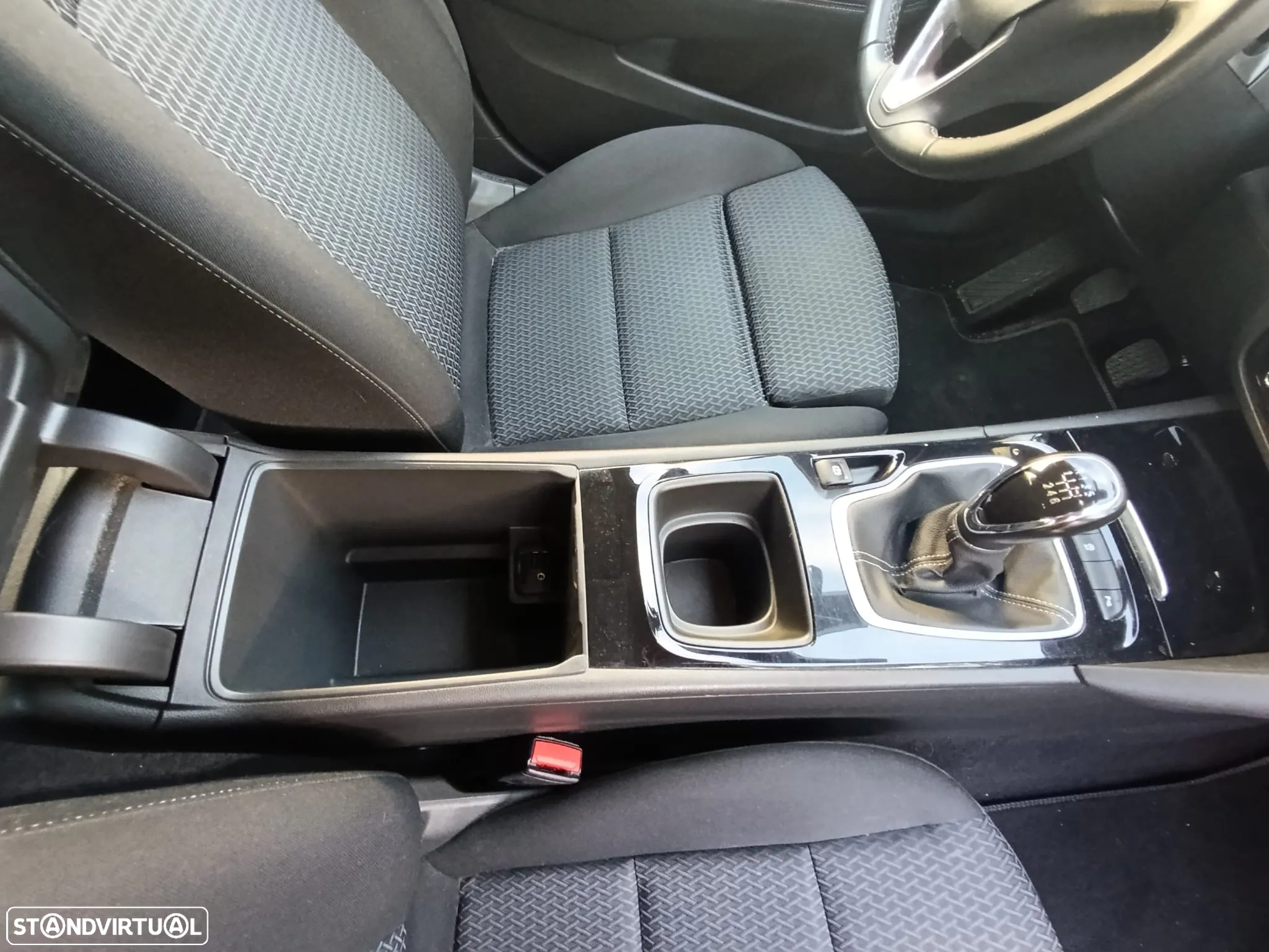 Opel Insignia Sports Tourer 1.5 D Business Edition - 19