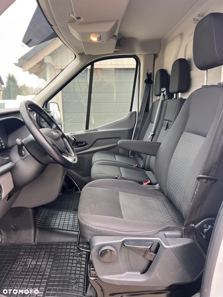 Ford Transit - 11