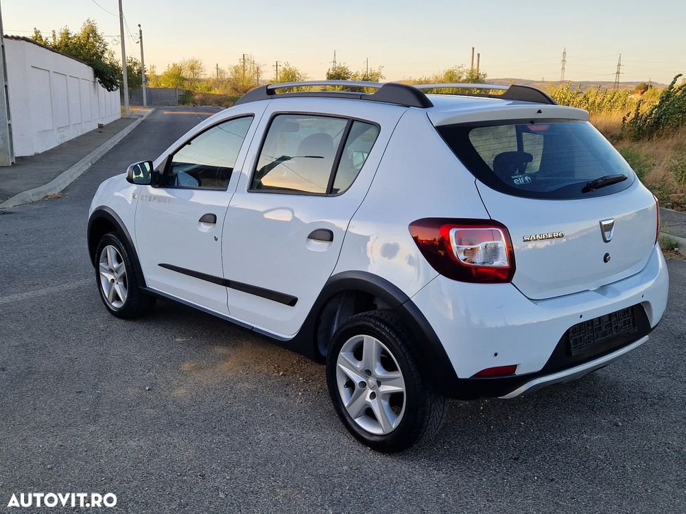 Dacia Sandero 0.9 Stepway - 4