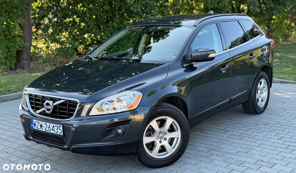 Volvo XC 60 D5 AWD Momentum - 3
