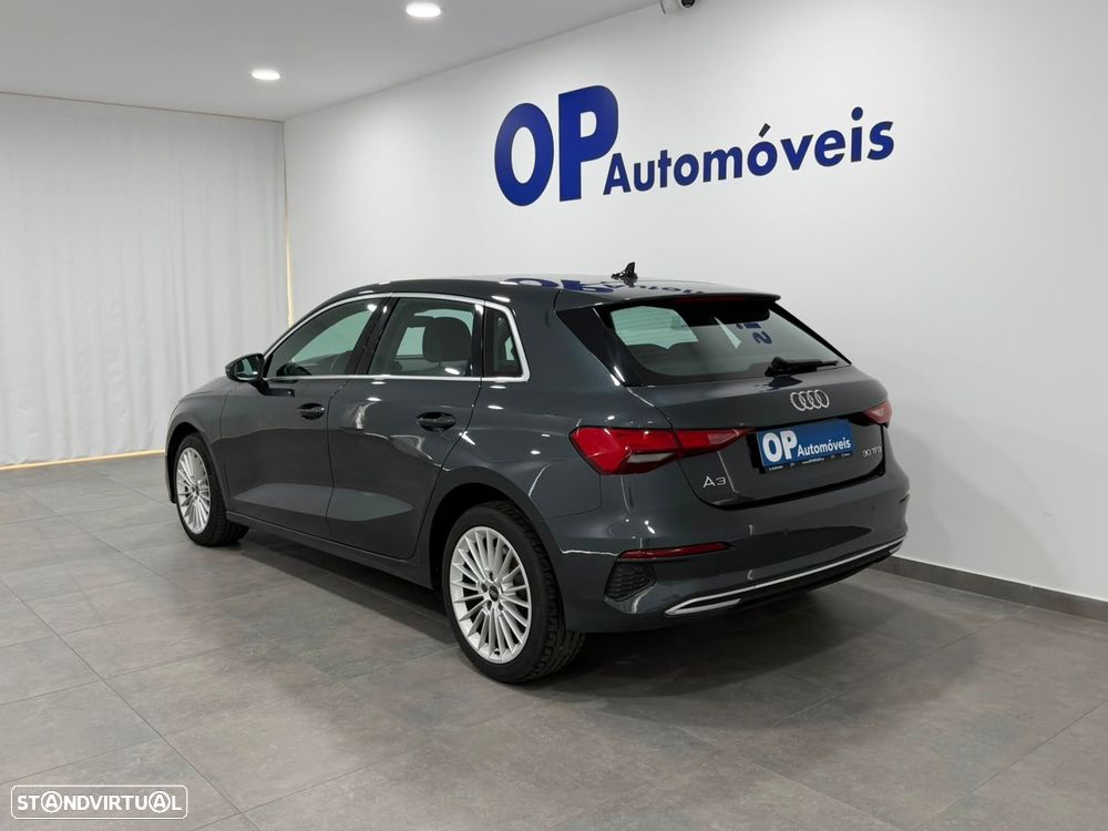 Audi A3 Sportback 30 TFSI Advanced S tronic - 4