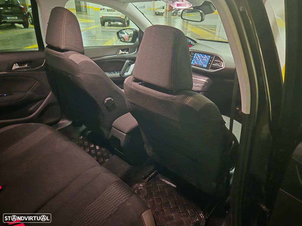 Peugeot 308 SW 1.6 BlueHDi Style - 39