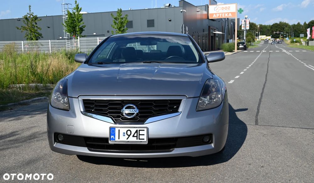 Nissan Altima - 7