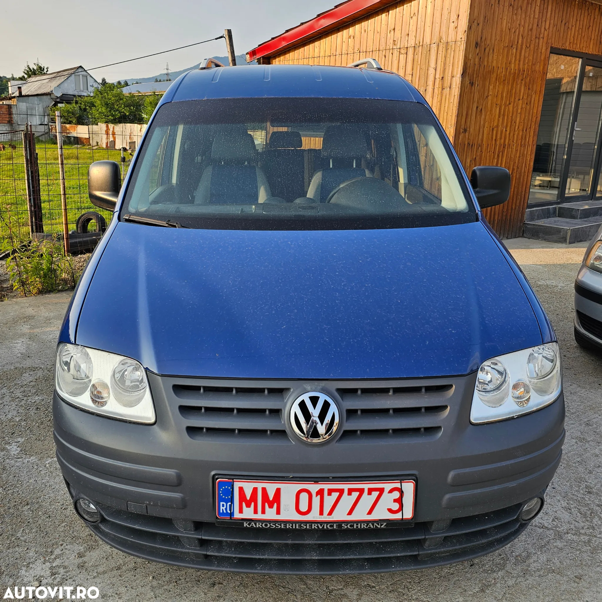 Volkswagen Caddy - 2