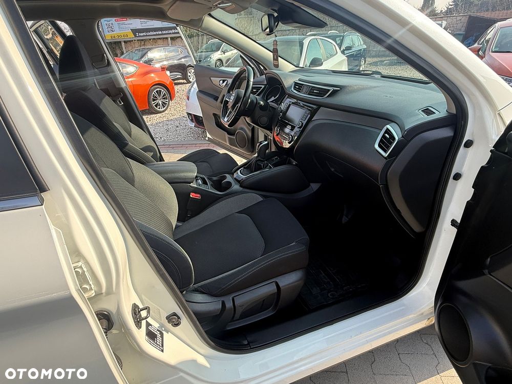 Nissan Qashqai 1.7 dCi Xtronic ALL-MODE 4x4i TEKNA - 20