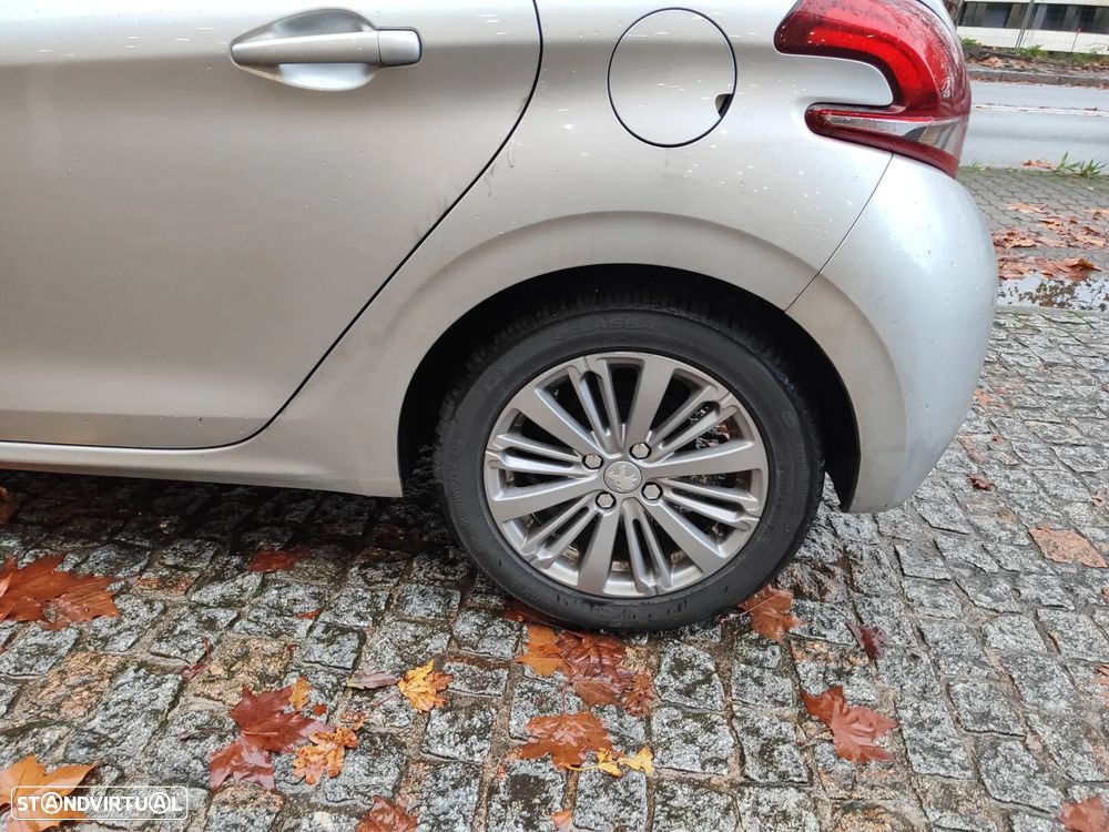 Peugeot 208 1.6 BlueHDi Style - 7