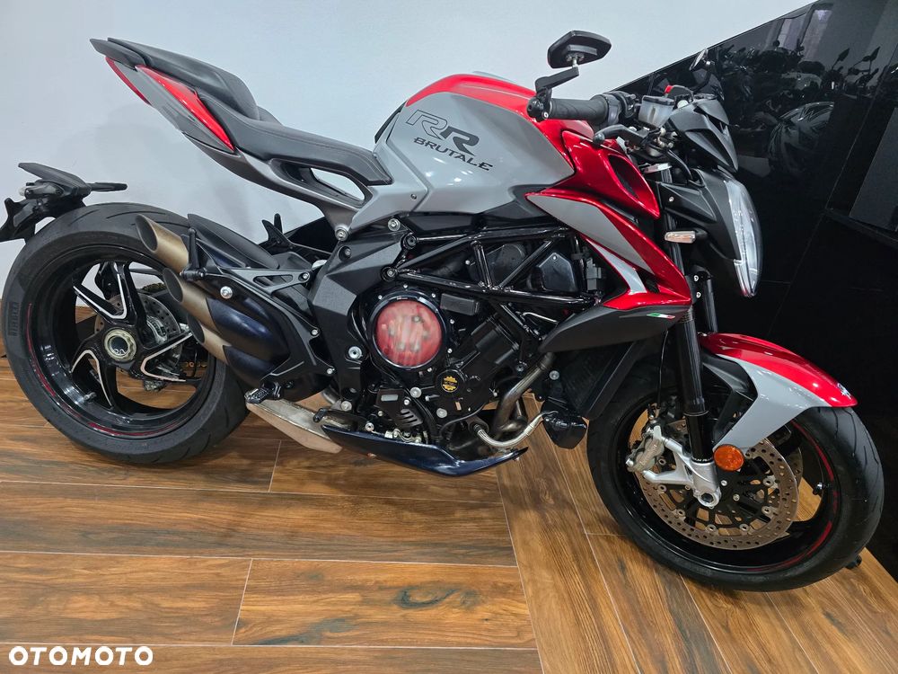 MV AGUSTA Brutale - 33