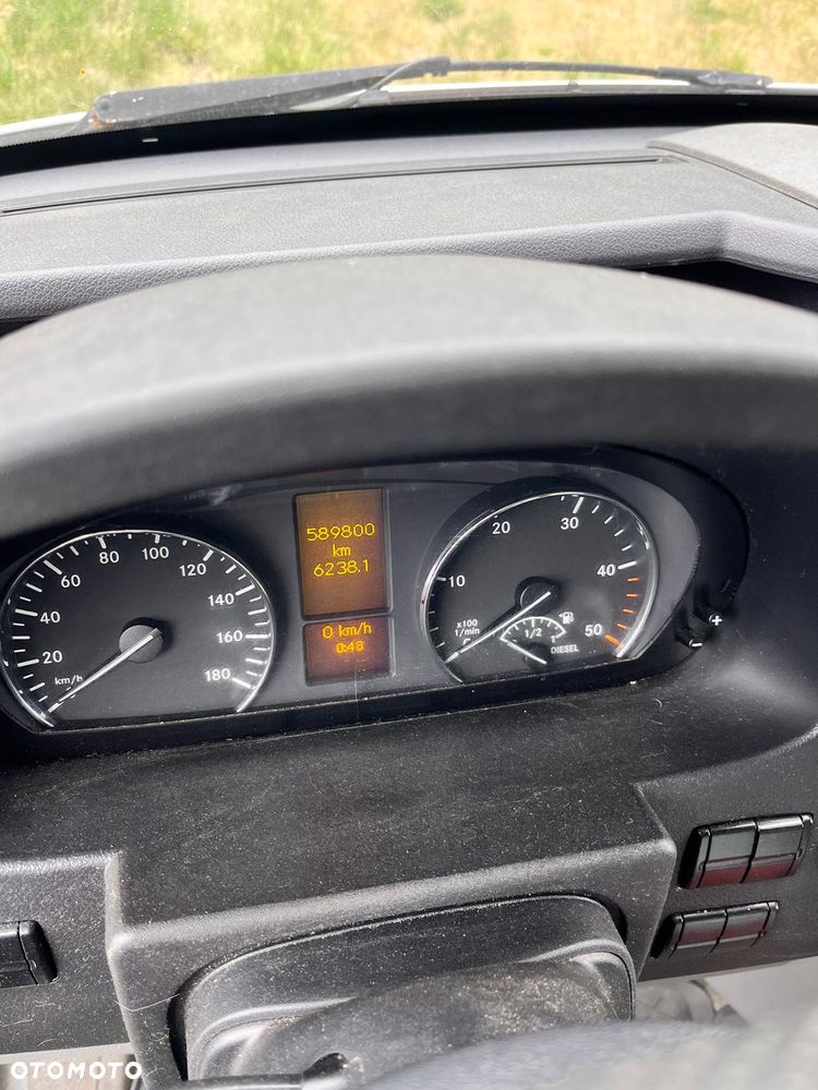 Mercedes-Benz SPRINTER - 4
