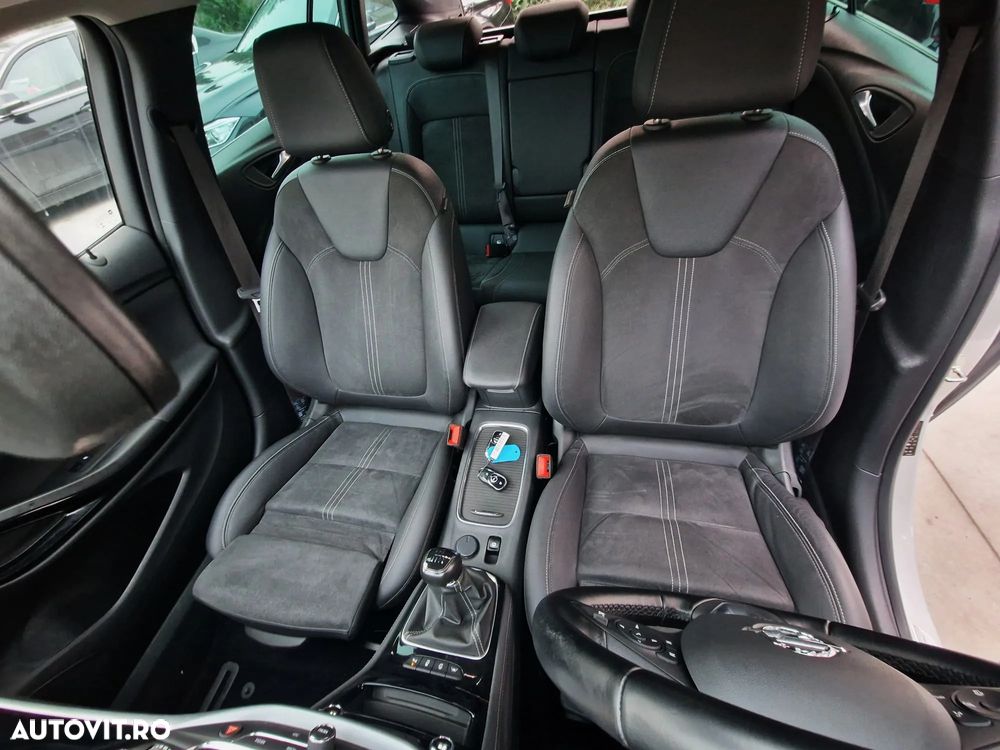 Opel Astra Sports Tourer 1.6 CDTI ECOTEC ECOFlex Start/Stop Cosmo - 8