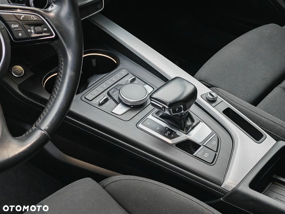Audi A4 Avant 2.0 TDI S tronic - 9