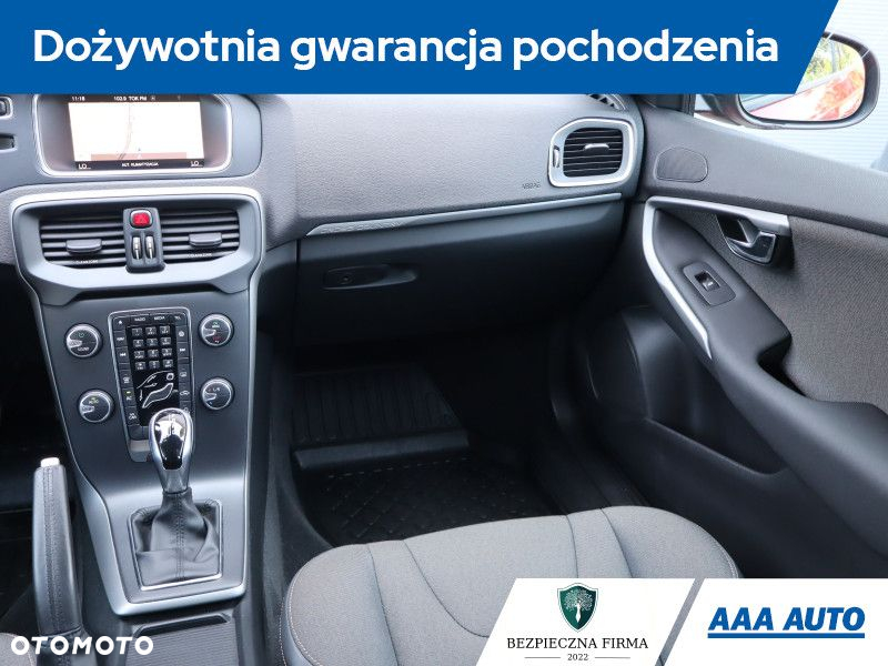 Volvo V40 - 9