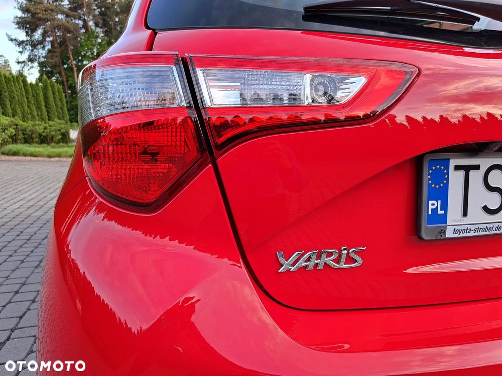 Toyota Yaris 1.0 Premium EU6 - 13