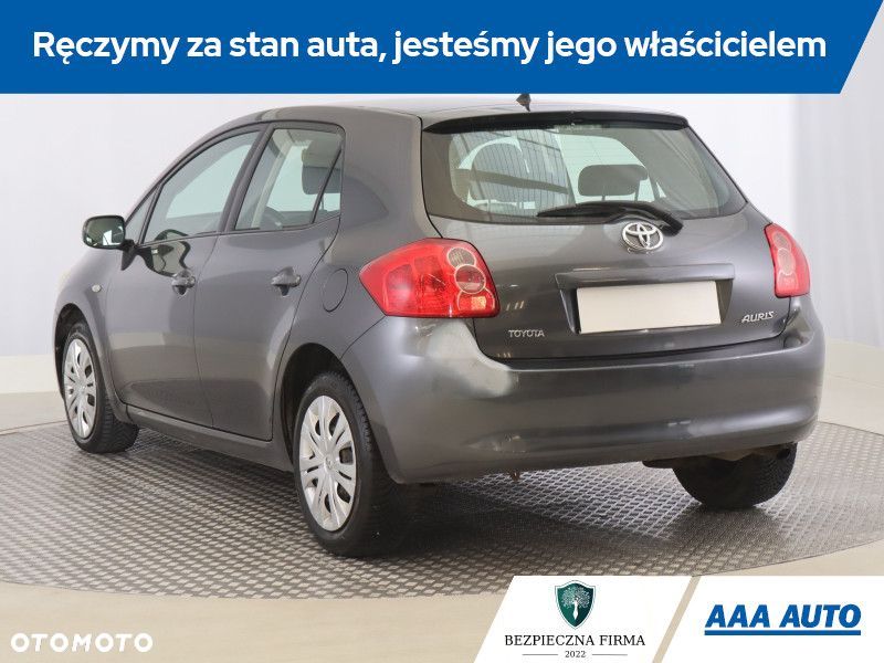 Toyota Auris - 6