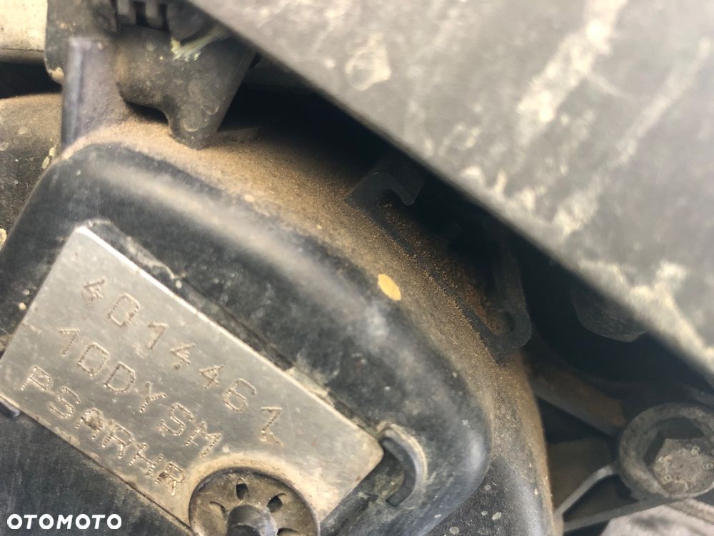 Silnik Słupek Peugeot 407 2.0 HDI RHR - 3